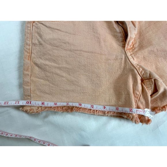 Universal Thread Women's Jeans Shorts Vintage Midi Cotton Mid Rise Peach SZ 0/25 - Picture 9 of 14